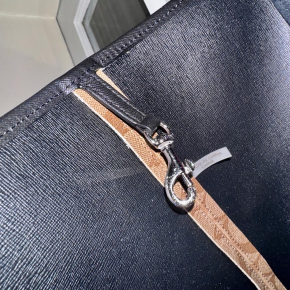 NWT Coach New York Tote Tan Brown Black & Red w/Dust Bag - Picture 9 of 13